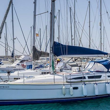 Yacht Brego - A Different Way To Stay ซานเซบาสเตียน เด ลาโกเมรา ภายนอก รูปภาพ