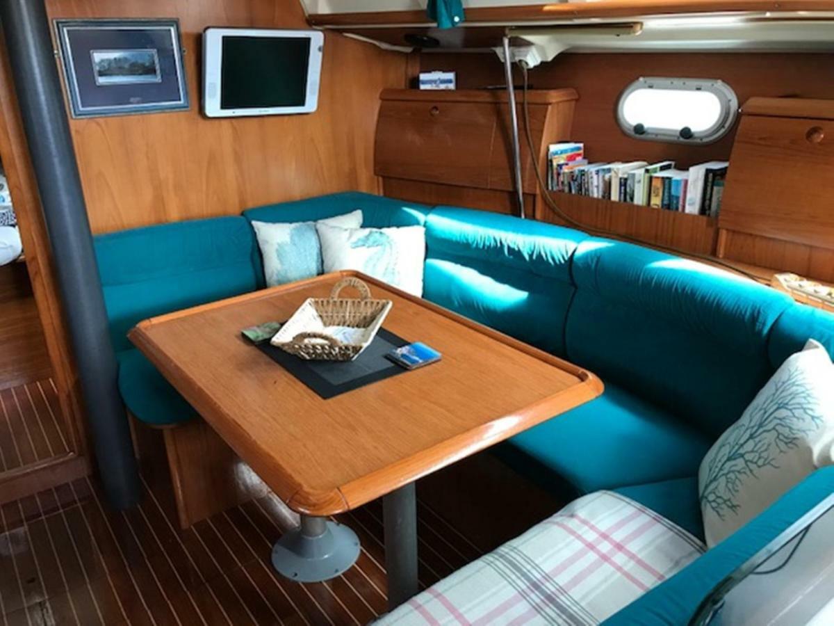 Yacht Brego - A Different Way To Stay ซานเซบาสเตียน เด ลาโกเมรา ภายนอก รูปภาพ