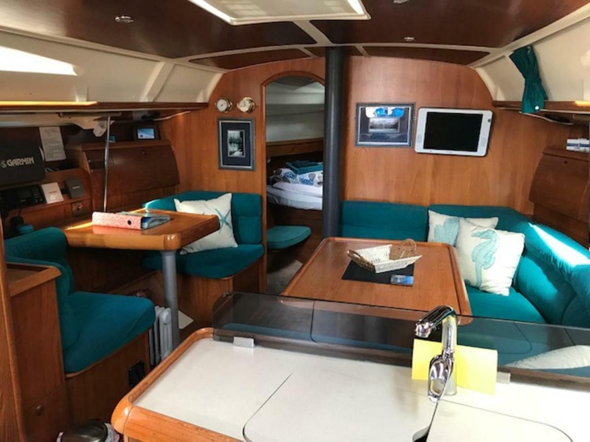 Yacht Brego - A Different Way To Stay ซานเซบาสเตียน เด ลาโกเมรา ภายนอก รูปภาพ